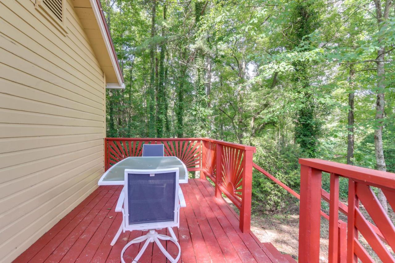 Cozy Blairsville Studio With Deck 15 Yards To Lake! Esterno foto